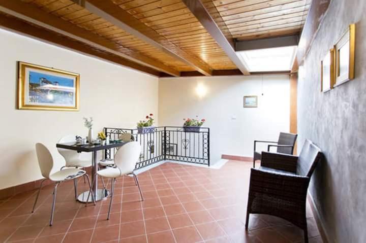 Bed and Breakfast Paleemo Centro Zoe Blu Palermo Exterior foto